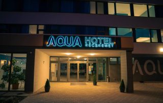 Aqua hotel Kecskemét - bejárat, portál