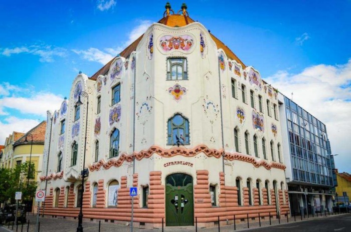 Cifra Palota, Kecskemét, Aqua Hotel, kecskeméti látnivalók